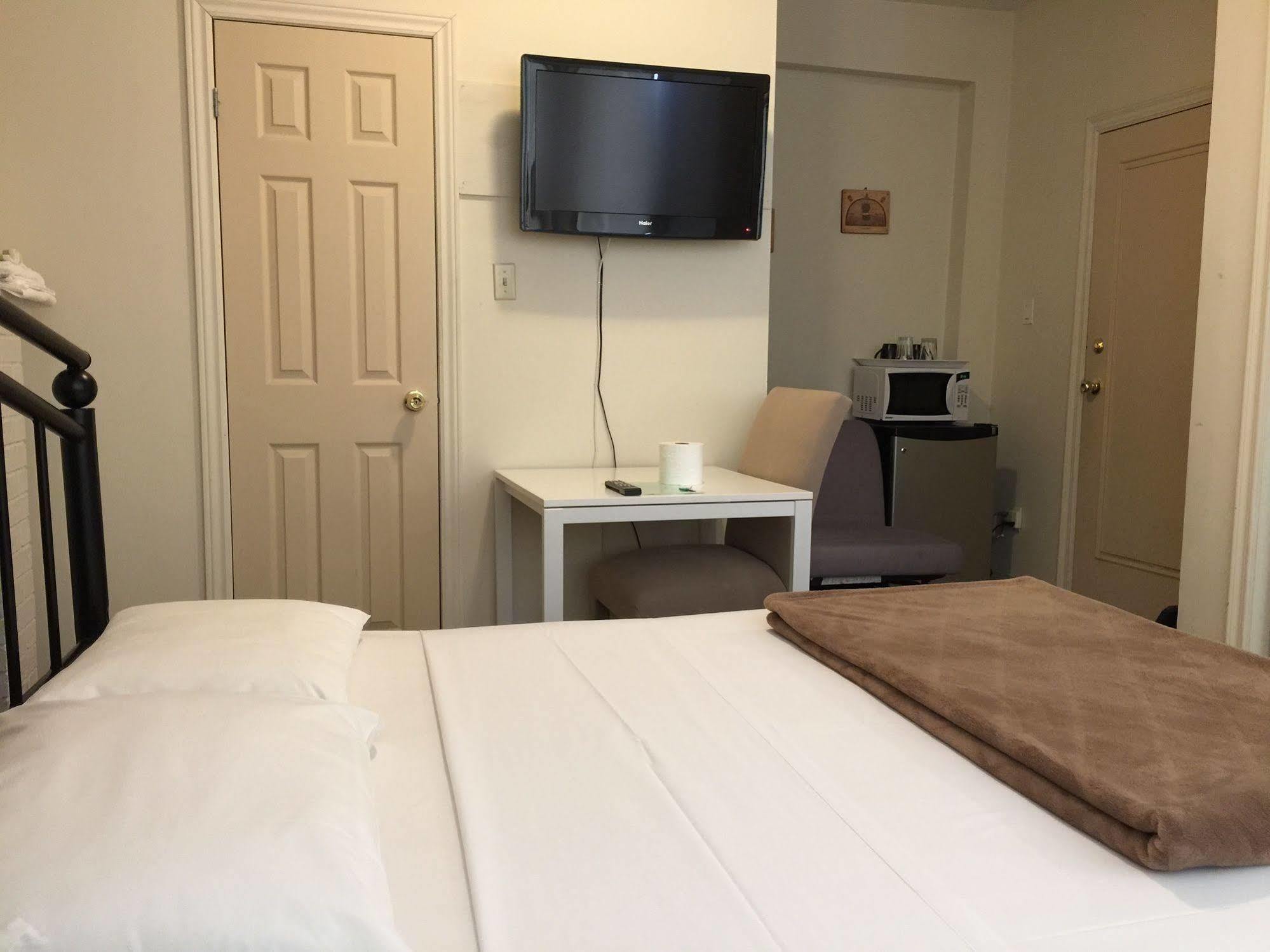 Adas Guesthouse Toronto Eksteriør billede